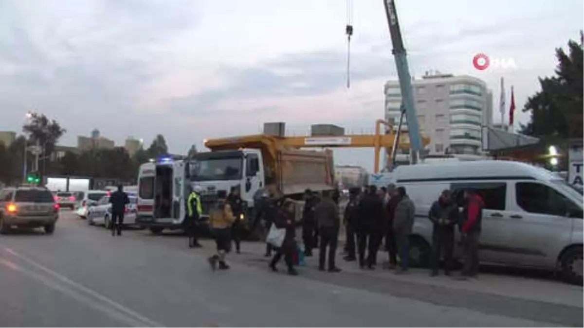 64 Yaşındaki Prof. Dr. Büyükyazı, Kamyonun Altında Kalarak Hayatını Kaybetti