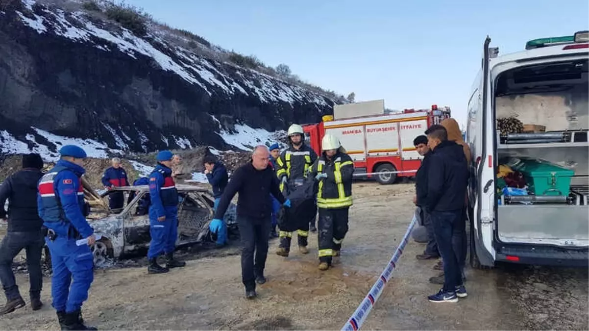 Emekli Öğretmen, Aracında Yanmış Şekilde Bulundu