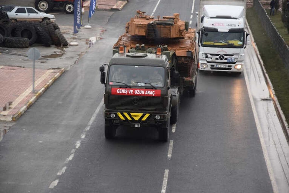 Hatay\'dan Mardin\'e Tank Sevkiyatı