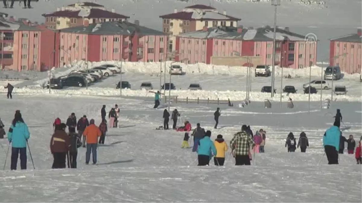 İranlı Turistlerin Gözdesi: "Cıbıltepe" - Kars