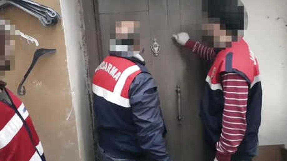 Jandarmadan Sahte İçki Operasyonu, Evi İçki İmalathanesine Çevirmişler