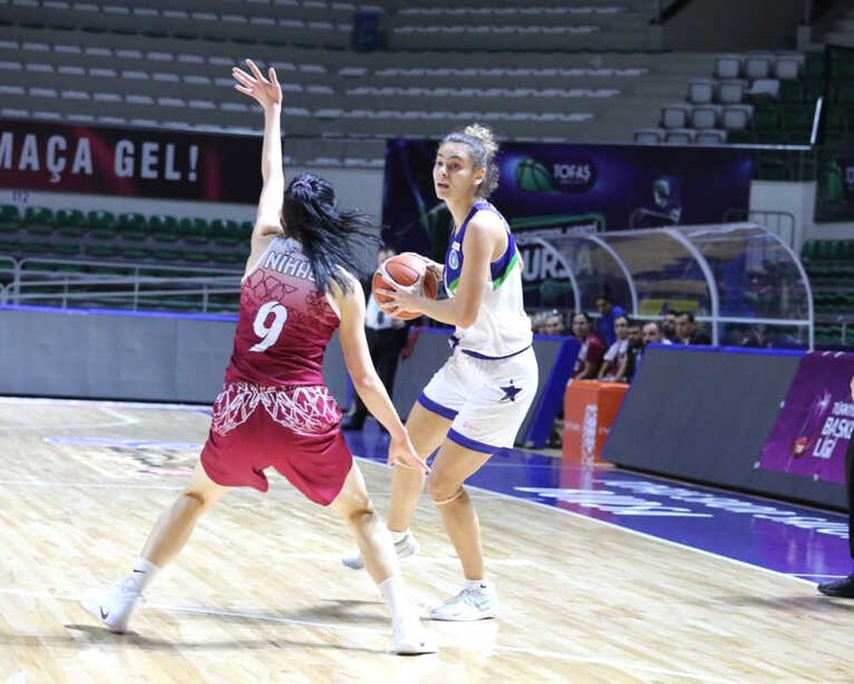 Periler Yılı Galibiyetle Tamamladı