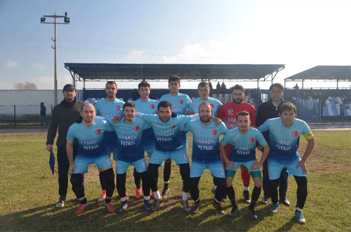 Selendi Belediyespor Play-Off Yolunda Yara Aldı