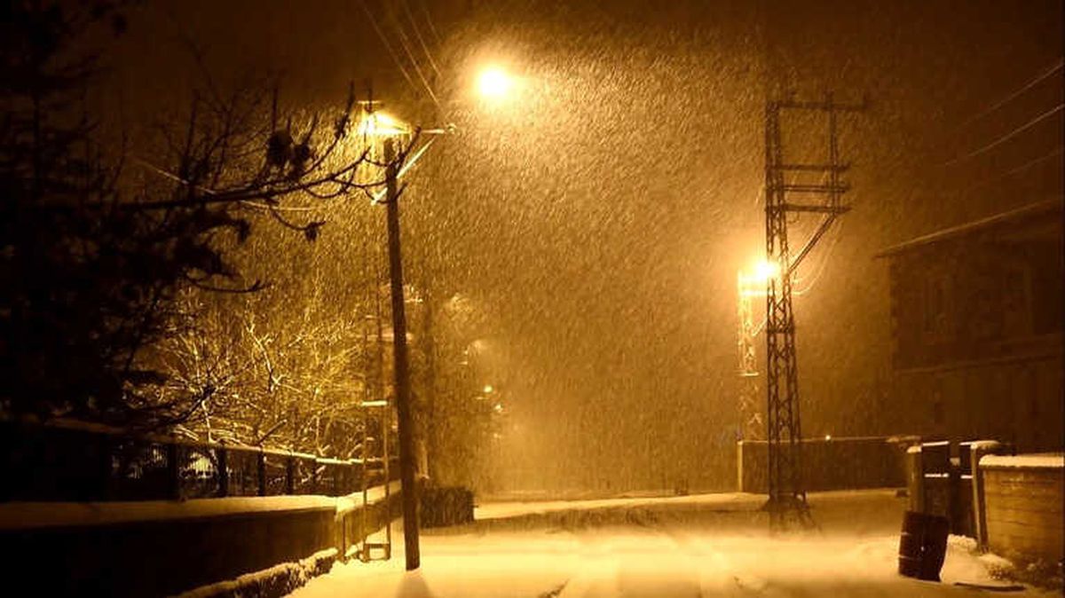 Tatvan, Ahlat ve Adilcevaz\'da Eğitime Kar Engeli