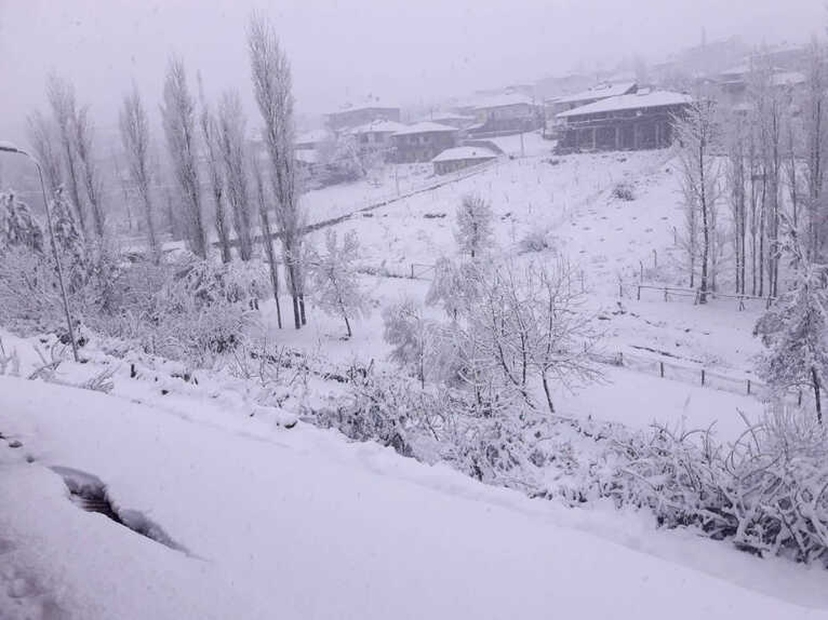 Tufanbeyli\'de Kar Sonrası Kartpostallık Görüntüler