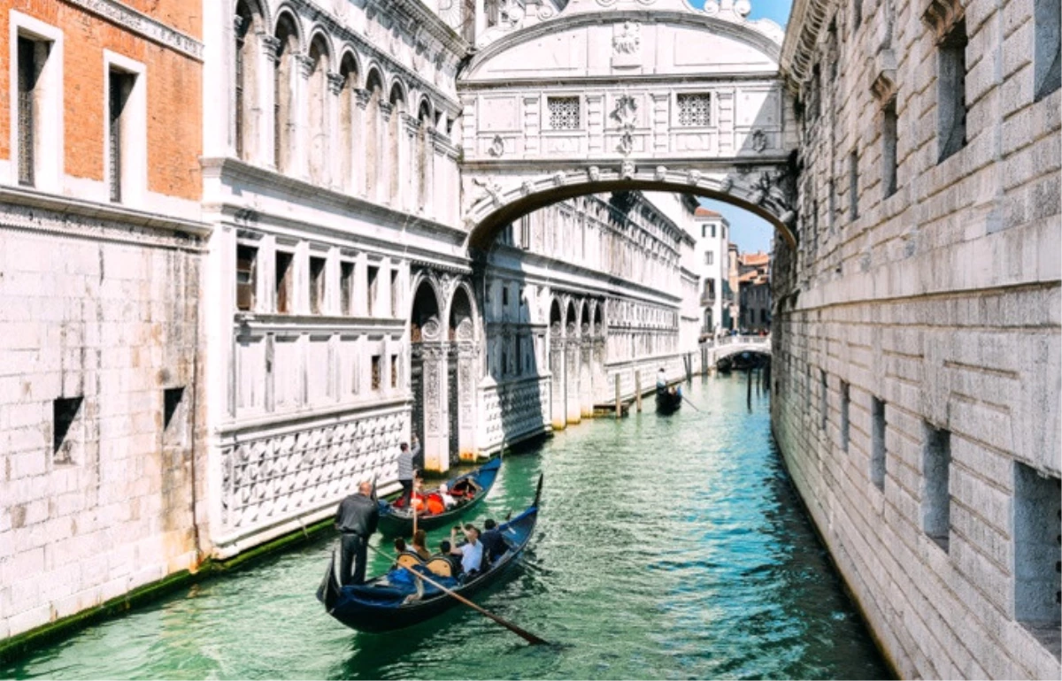 Venedik, turistlere ücretli oluyor