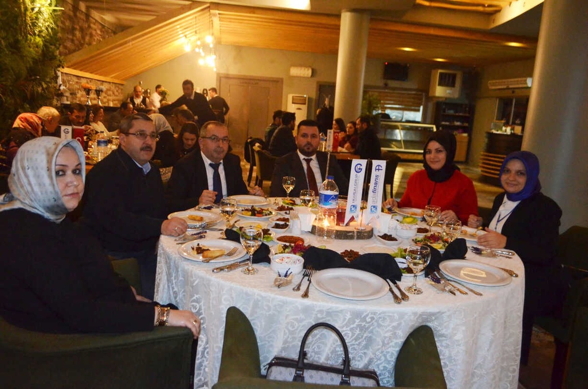 2018 Yılına Veda Ederken; 15. Yılına \'Merhaba\' Dediler