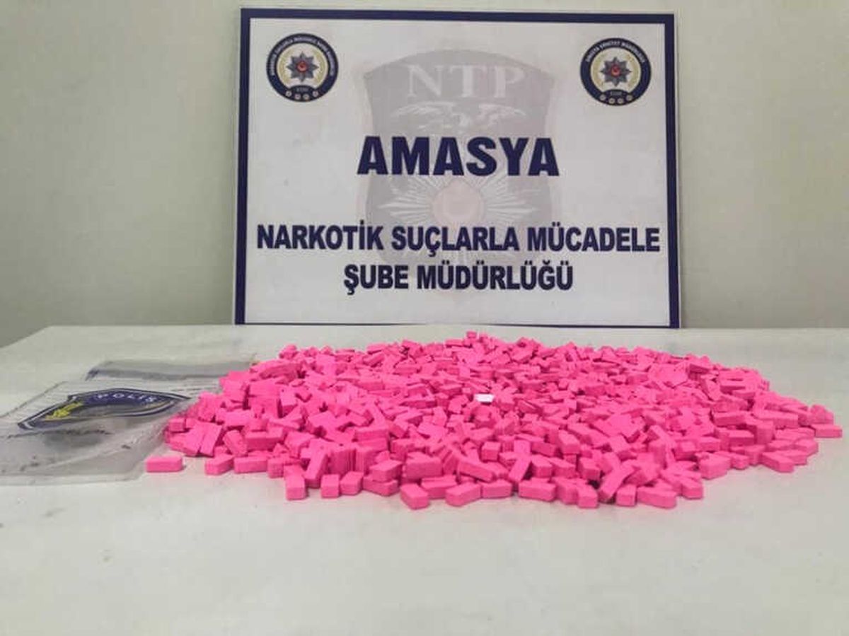 Amasya\'da Bin 570 Extacy Hap Ele Geçirildi