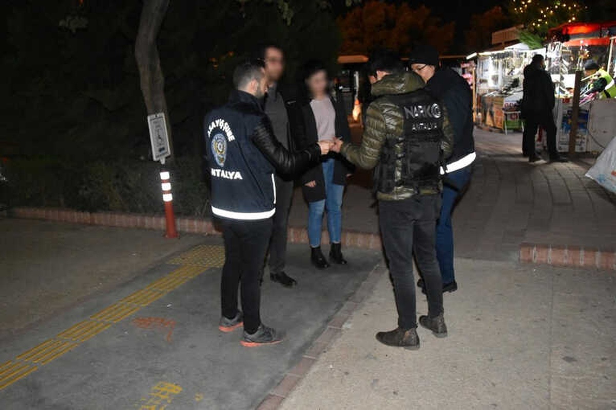 Antalya\'da "Türkiye Güven Huzur Uygulaması"