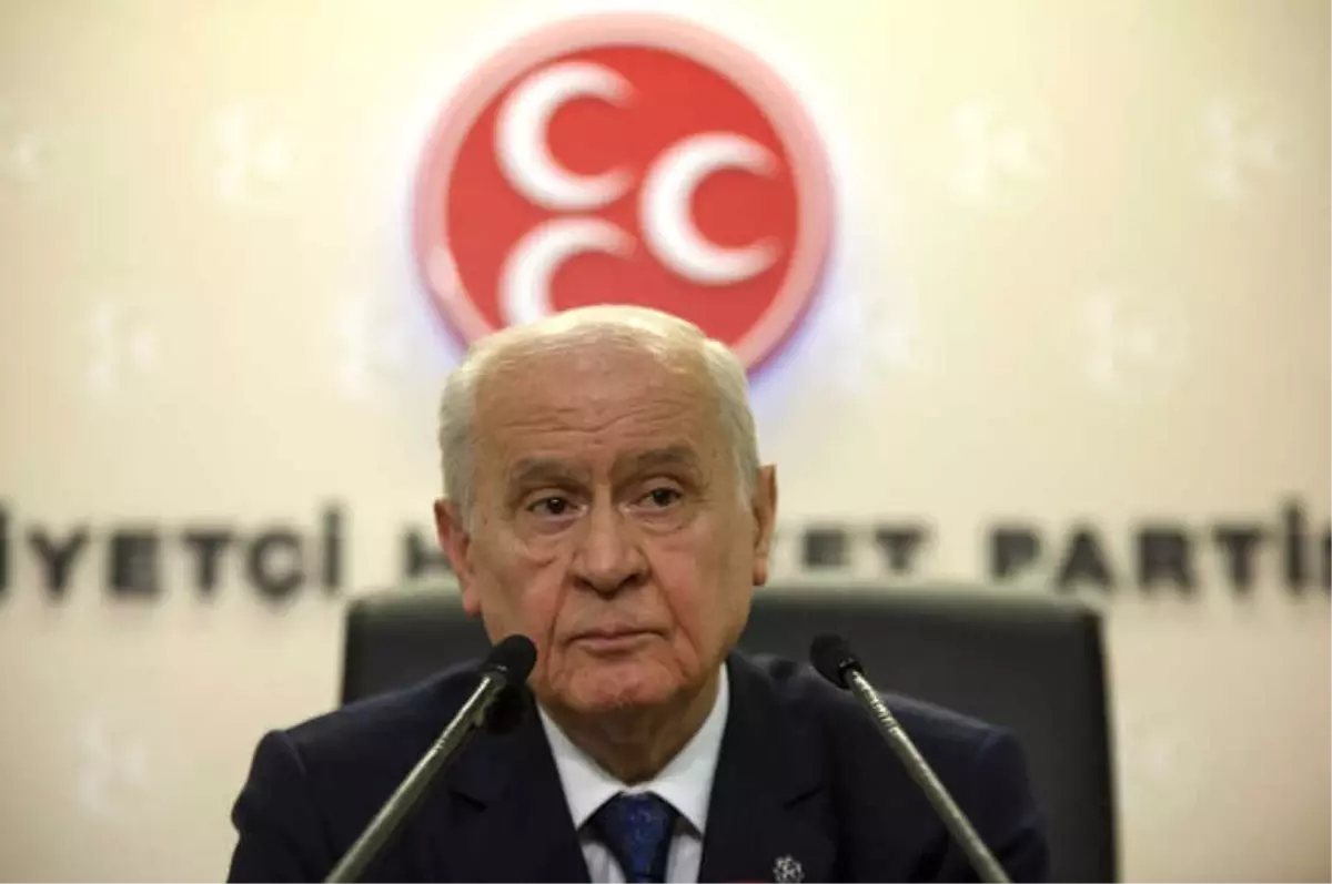 Bahçeli, Binali Yıldırım\'ı Tebrik Etti