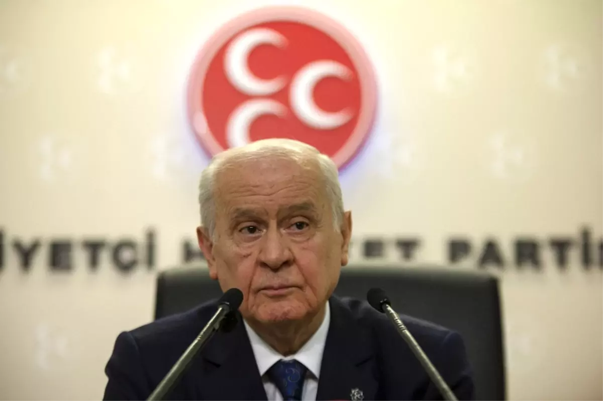 Bahçeli\'den Yeni Yıl Mesajı