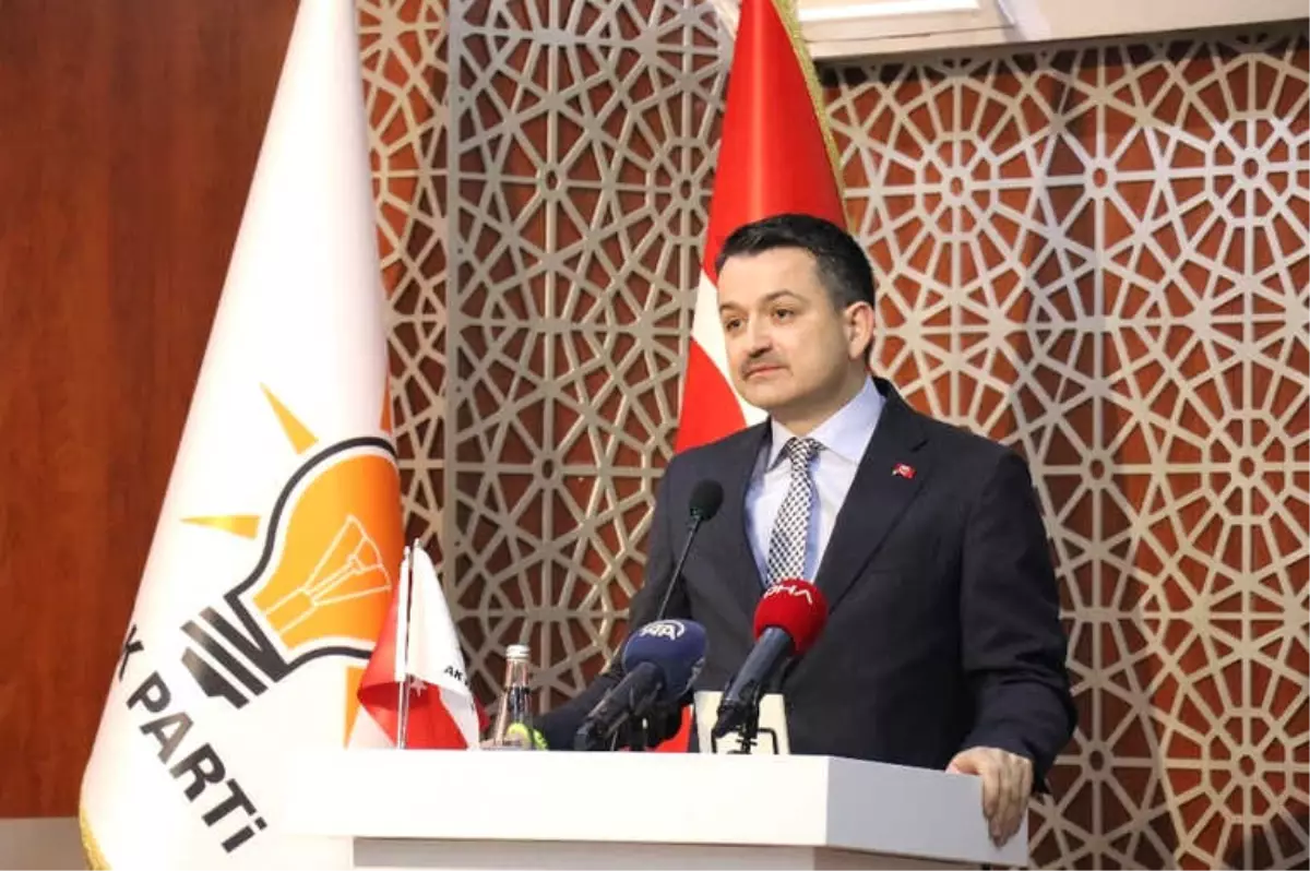 Bakan Pakdemirli: "Chp Safsata Siyaseti Üzerinden İş Yapıyor"