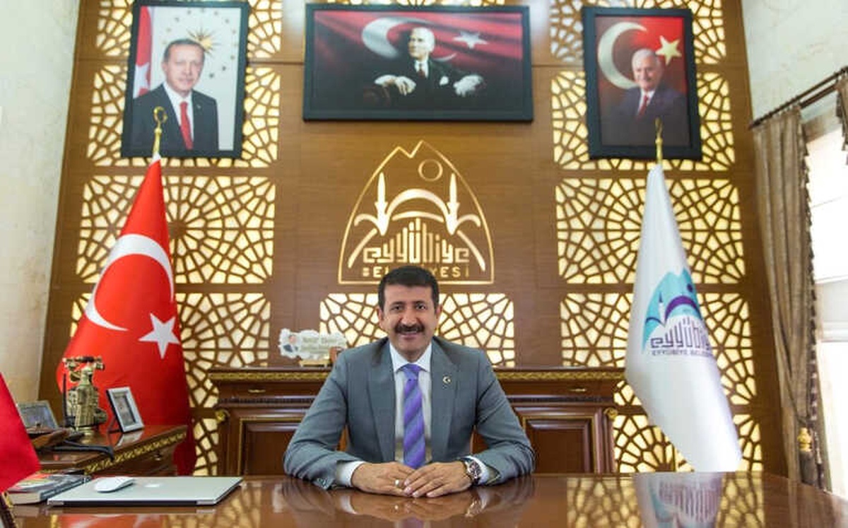 Belediye Başkanı Ekinci\'den Yeni Yıl Kutlaması