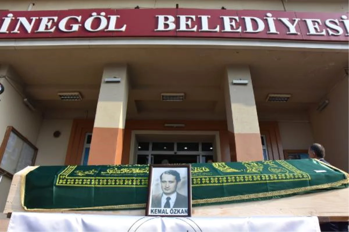 Eski İnegöl Belediye Başkanı Kemal Özkan Vefat Etti