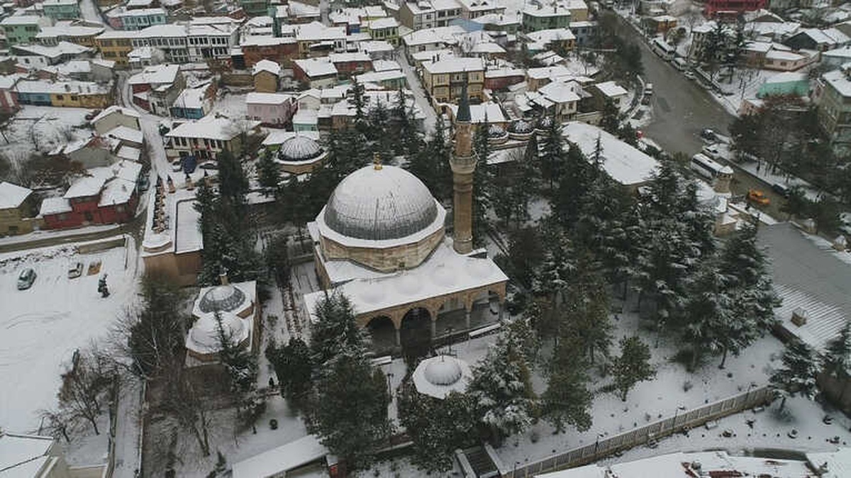 Eskişehir Yeni Yıla Beyaz Örtüyle Giriyor