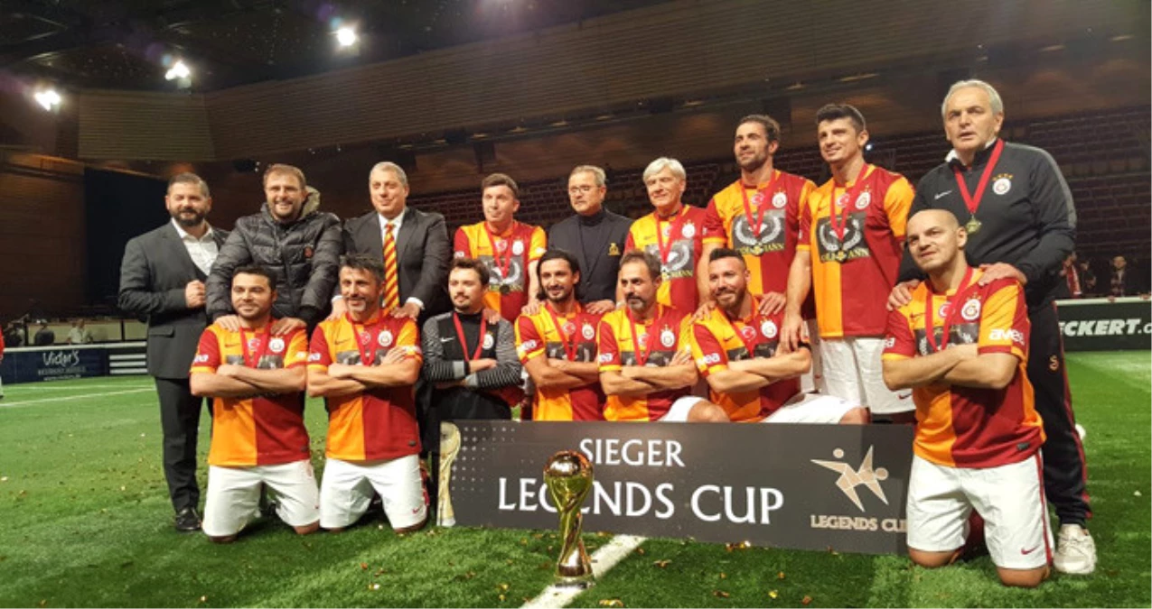 Galatasaray Veteranlar Takımı Almanya\'da Şampiyon Oldu