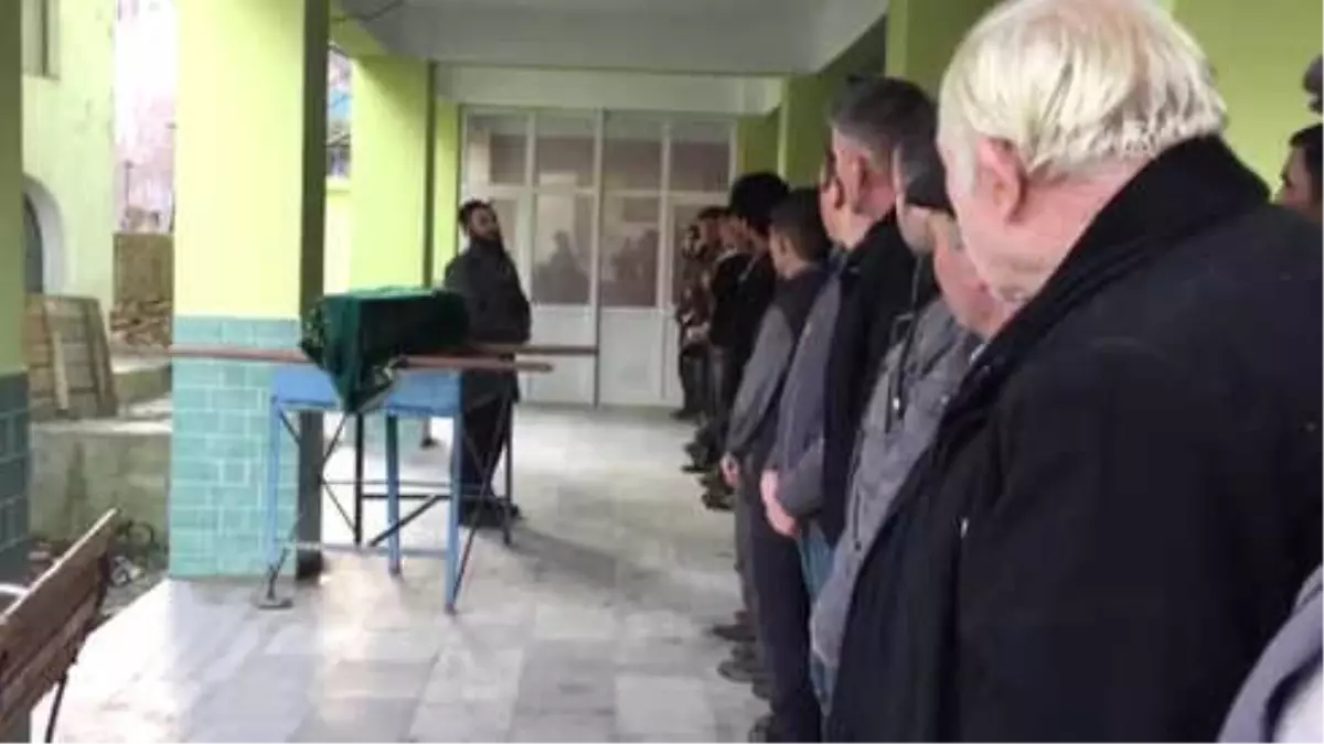 Hazal Bebeğin Cenazesi Toprağa Verildi