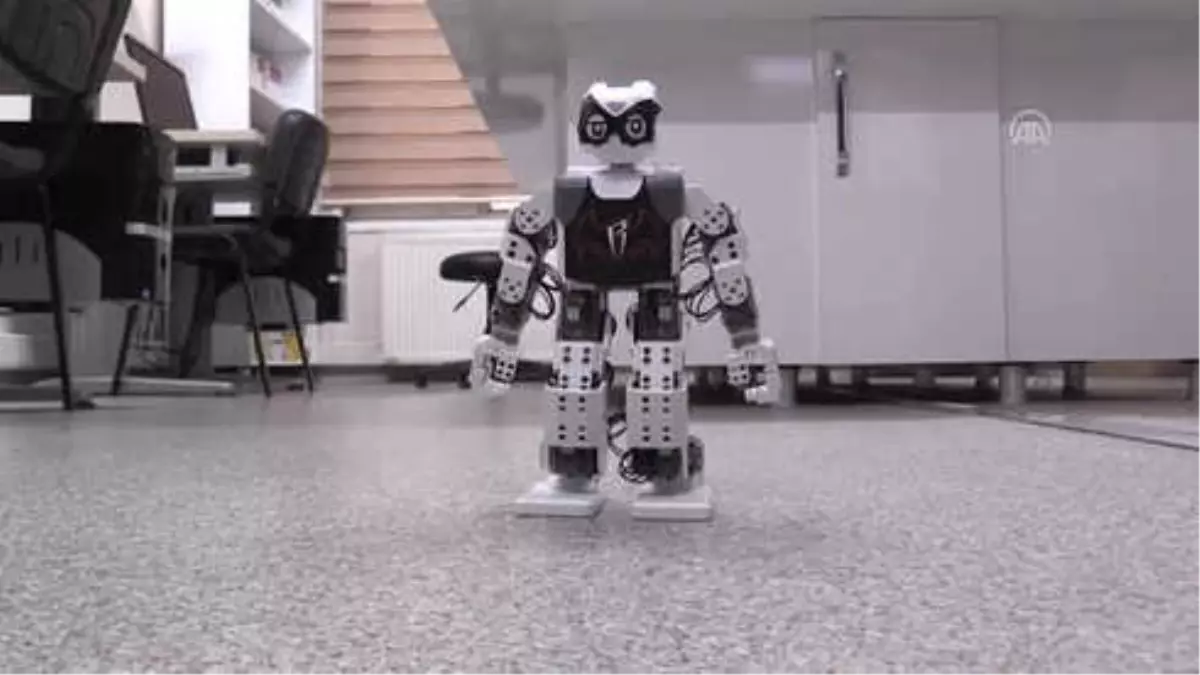 İnsansı Robot" ile Yarışa Hazırlanıyorlar