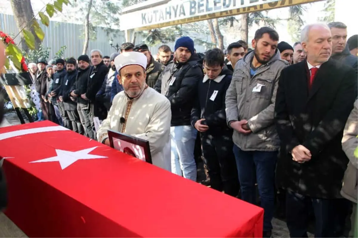 Irmakta Boğulan Polis Memuru Toprağa Verildi