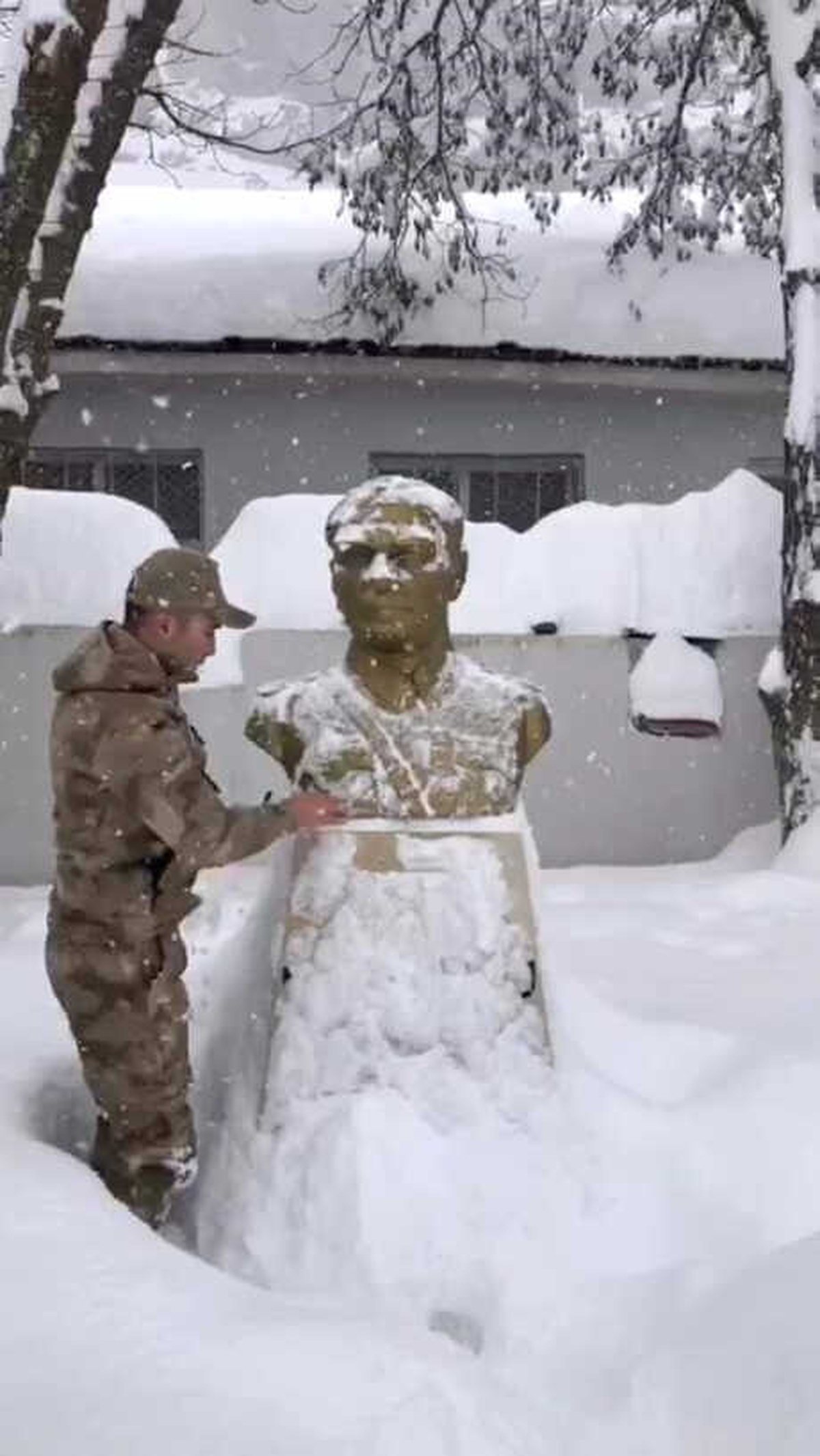 Mehmetçiğin Atatürk Sevgisi