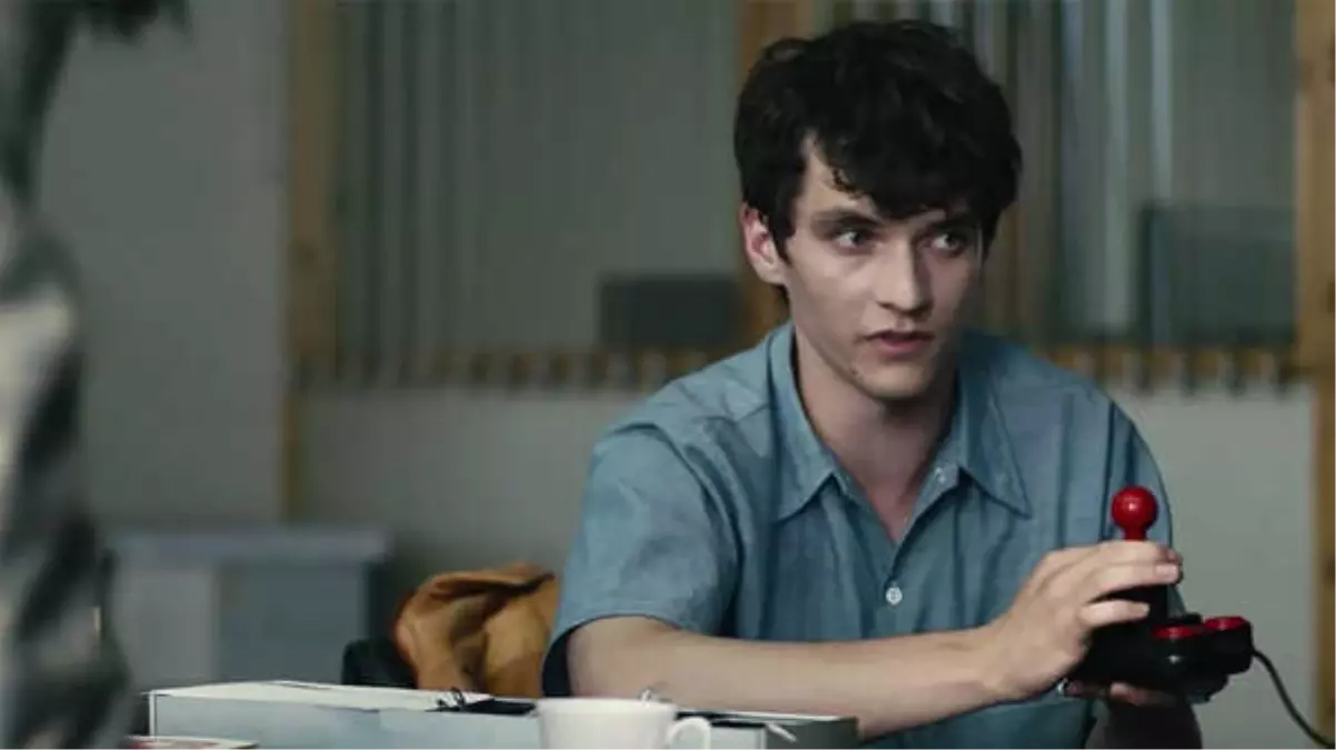 Netflix\'in Black Mirror: Bandersnatch İçin Uyguladığı Muhteşem Reklam Stratejisi