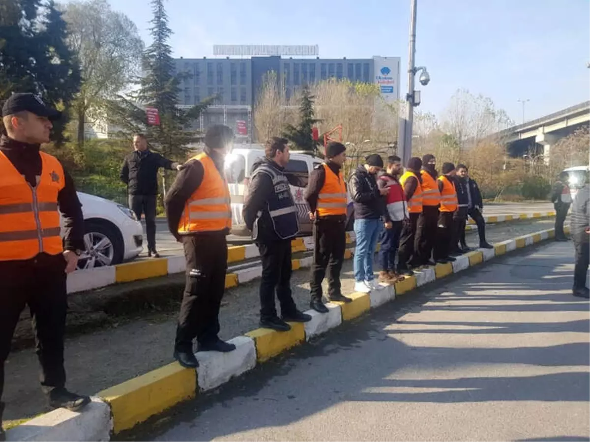 Otogarda Yılbaşı Uygulaması