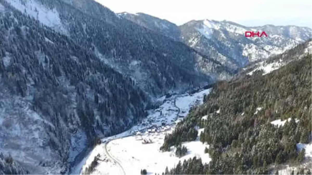 Rize Ayder Beyaza Büründü; Kar Eğlenceleri Başladı