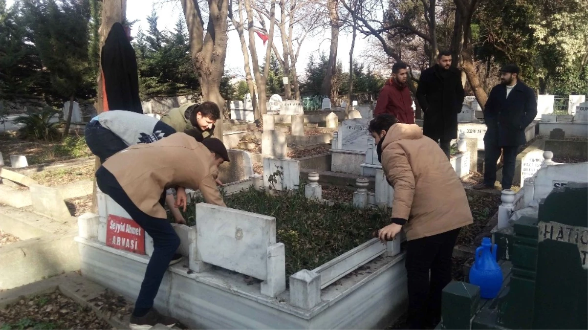 Seyyid Ahmet Arvasi Kabri Başında Anıldı