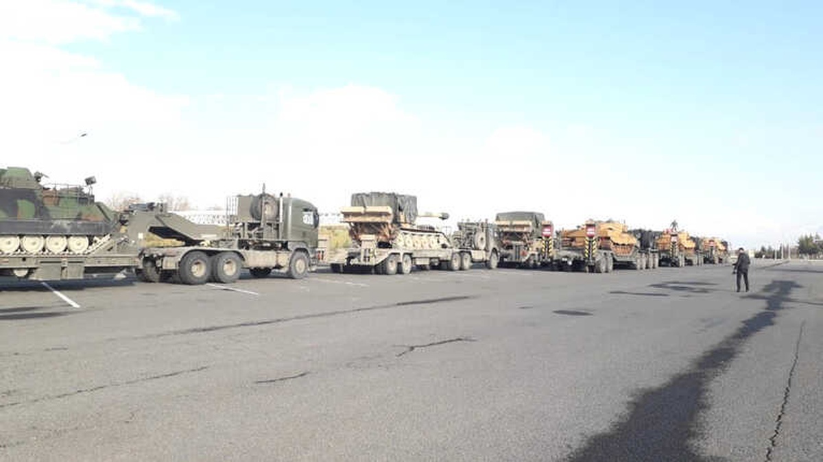 Suriye Sınırına Tank ve Obüs Sevkıyatı