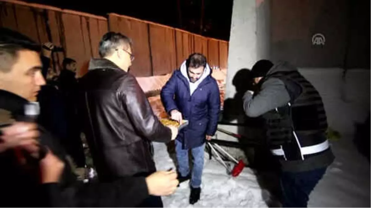 Vali Ekinci, Polis ve Jandarma Ekiplerine Baklava İkram Etti