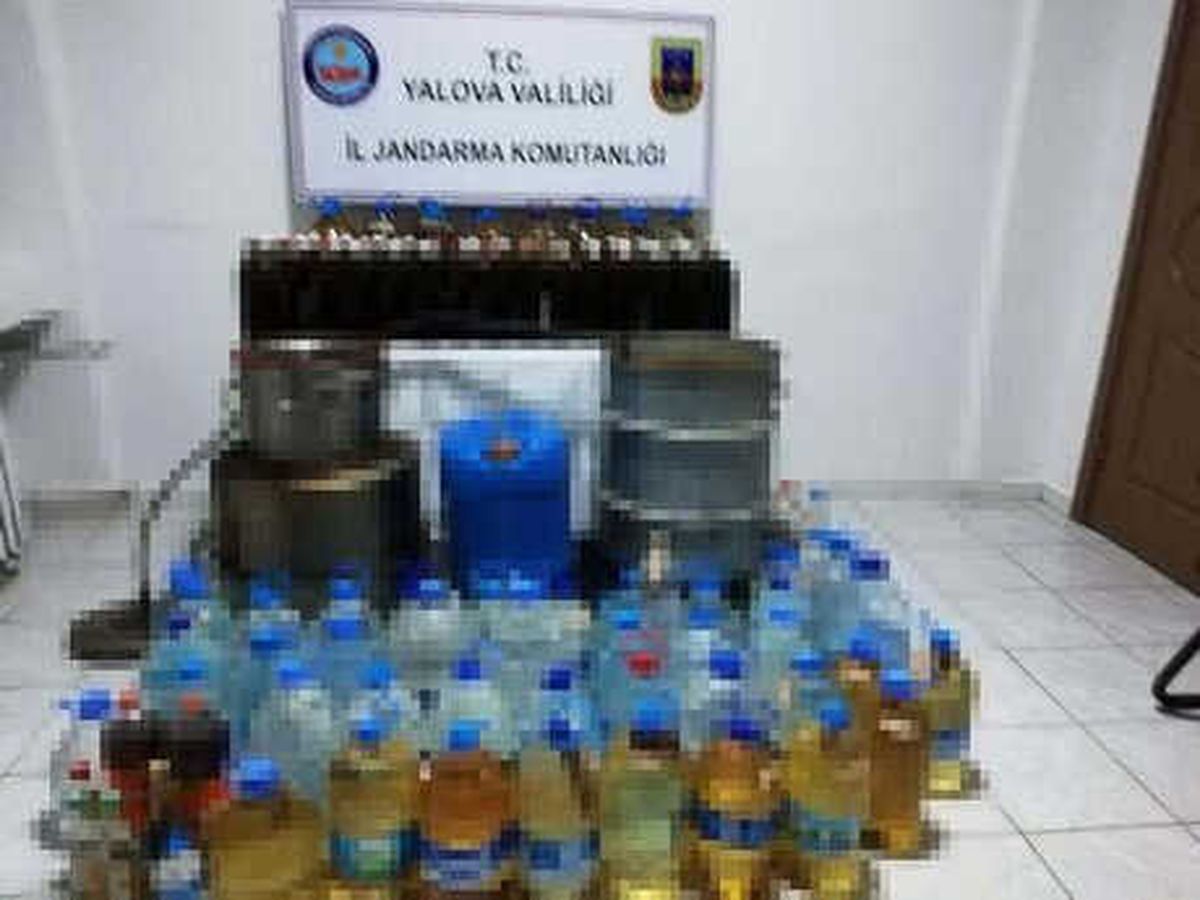 Yalova\'da Sahte İçki Operasyonu: 4 Gözaltı