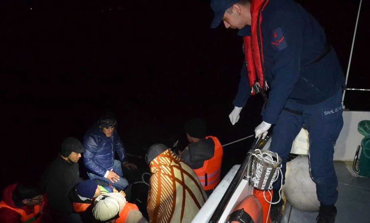 44 Göçmen Kurtarıldı