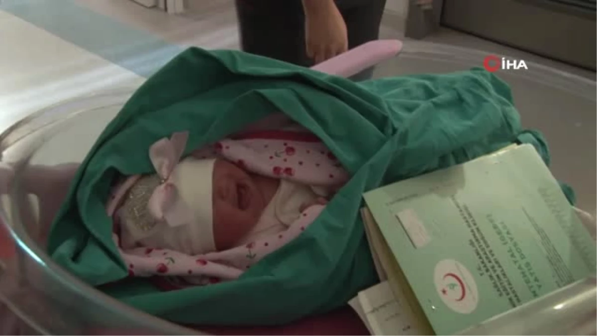 Adana\'da 2019\'un İlk Bebeği "Zeynep" Bebek Oldu