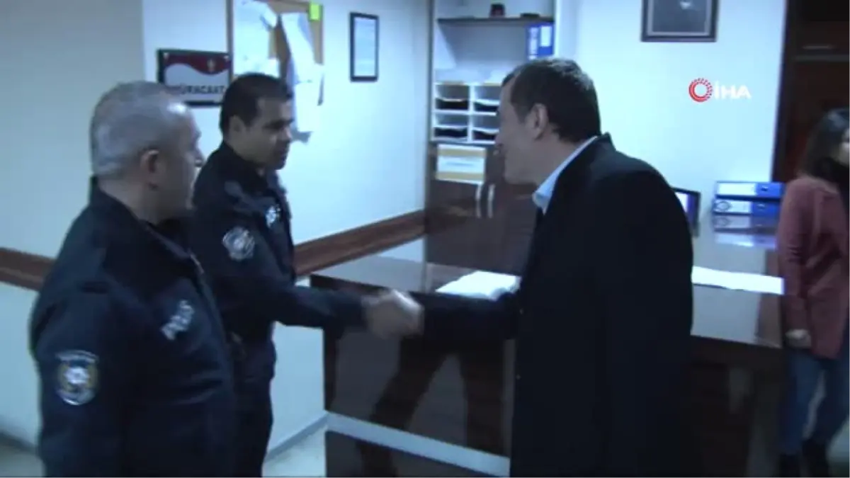 AK Parti Zeytinburnu Belediye Başkan Adayı Arısoy\'dan Yeni Yıl Ziyareti