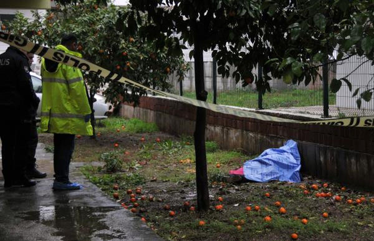 Antalya\'da Yeni Yılın İlk Gününde İki Ölüm