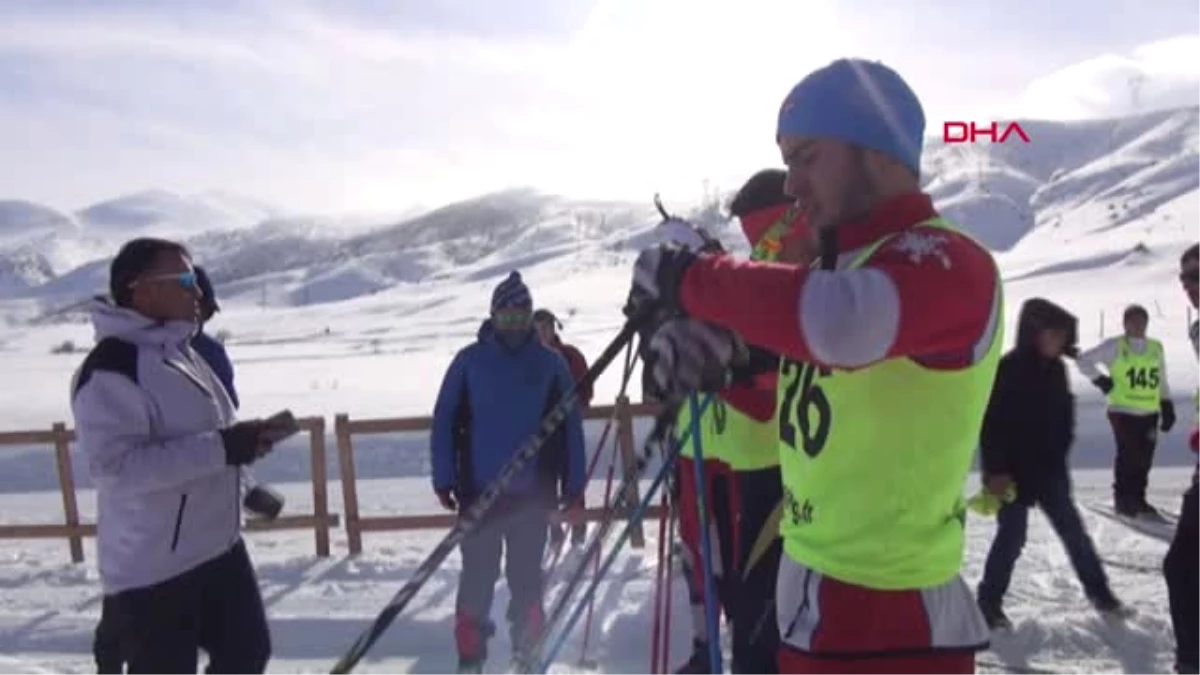 Bitlis\'te Kayaklı Koşu Yarışmaları Yapıldı