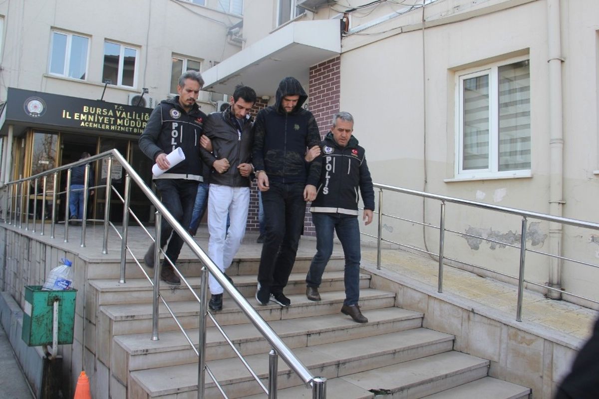 Bursa Polisinden Tacirlere Yıl Sonu Darbesi