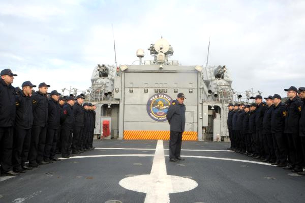 Deniz Kuvvetleri\'nin Caydırıcı Gücü Tcg Yavuz Fırkateyni\'nde Yeni Yıl Nöbeti