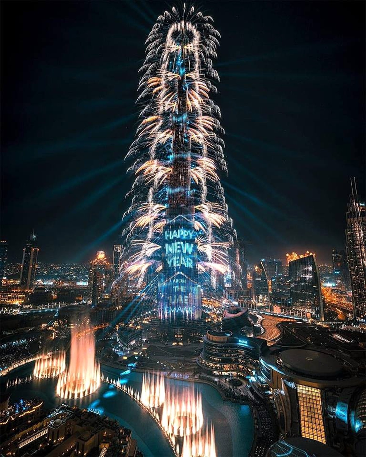 Dubai\'de Yeni Yıl Coşkuyla Kutlandı