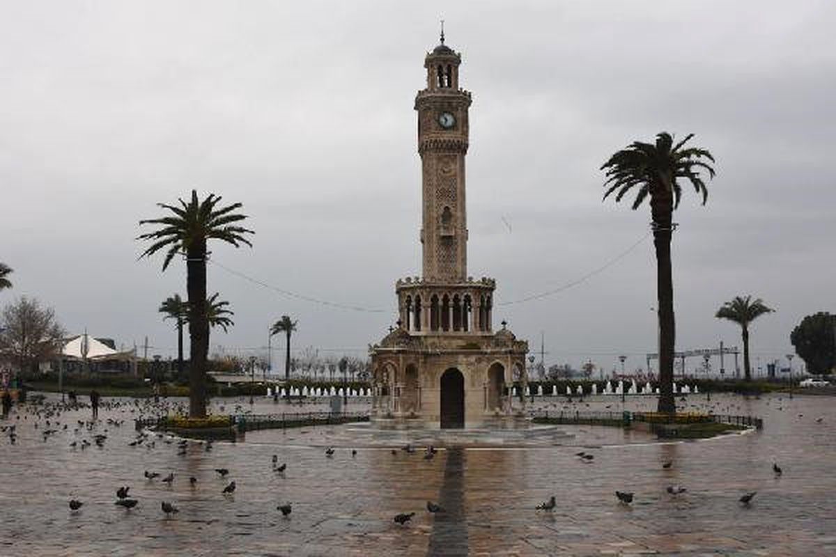 Eğlenceden Geriye Boş Meydanlar Kaldı
