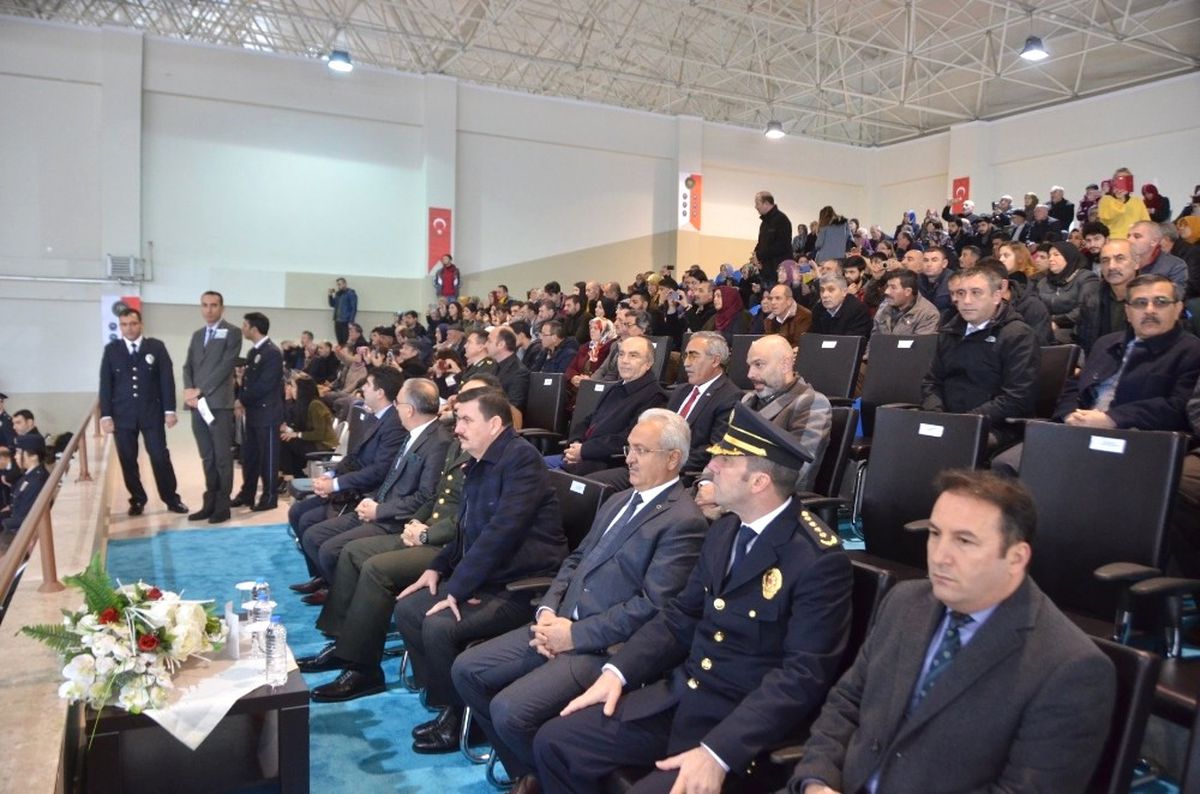Erzincan\'da 344 Polis Yemin Etti