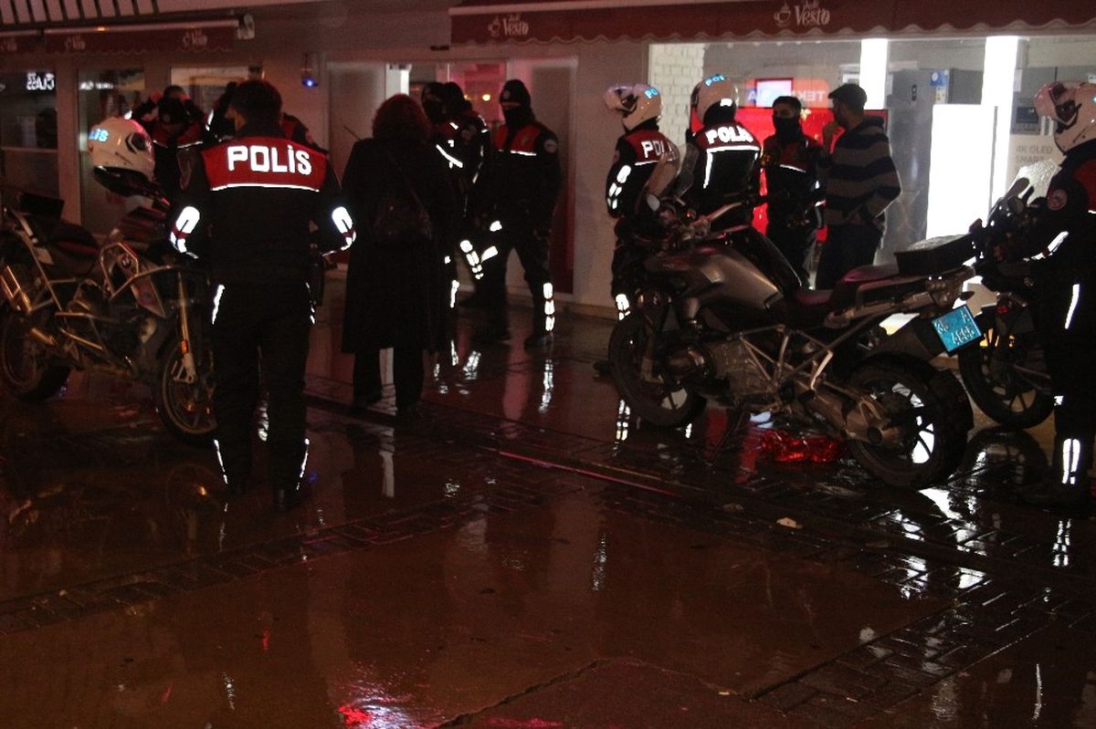 Huzurlu ve Güvenli Yılbaşı İçin Görev Başındaydılar