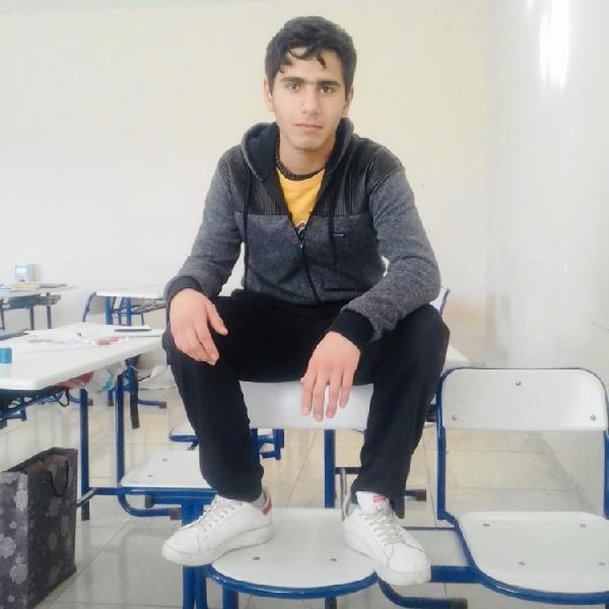 Kavgada Bıçaklanan 18 Yaşındaki Genç Öldü