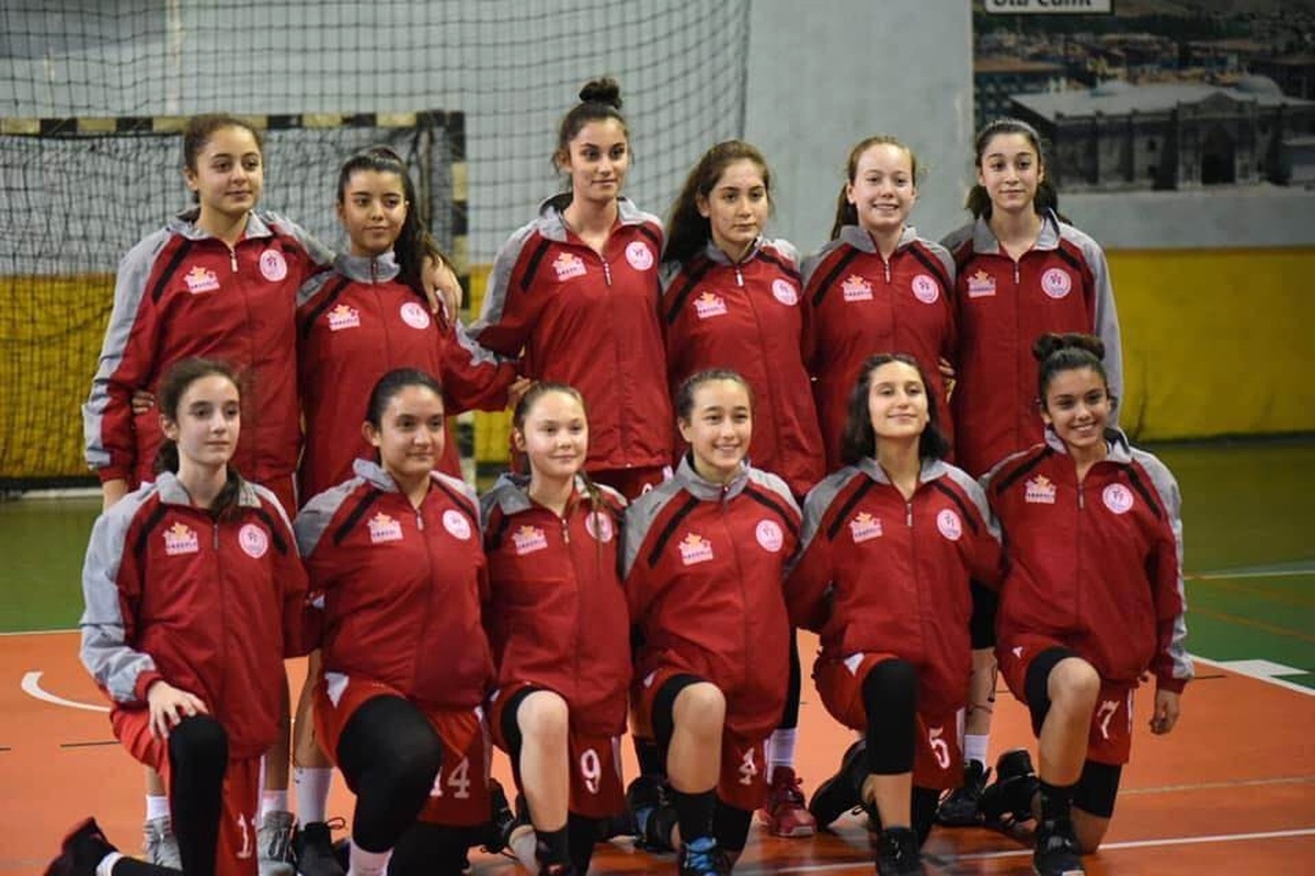 Kayseri Basketbol Takımları Analig\'de Çeyrek Finale Yükseldi
