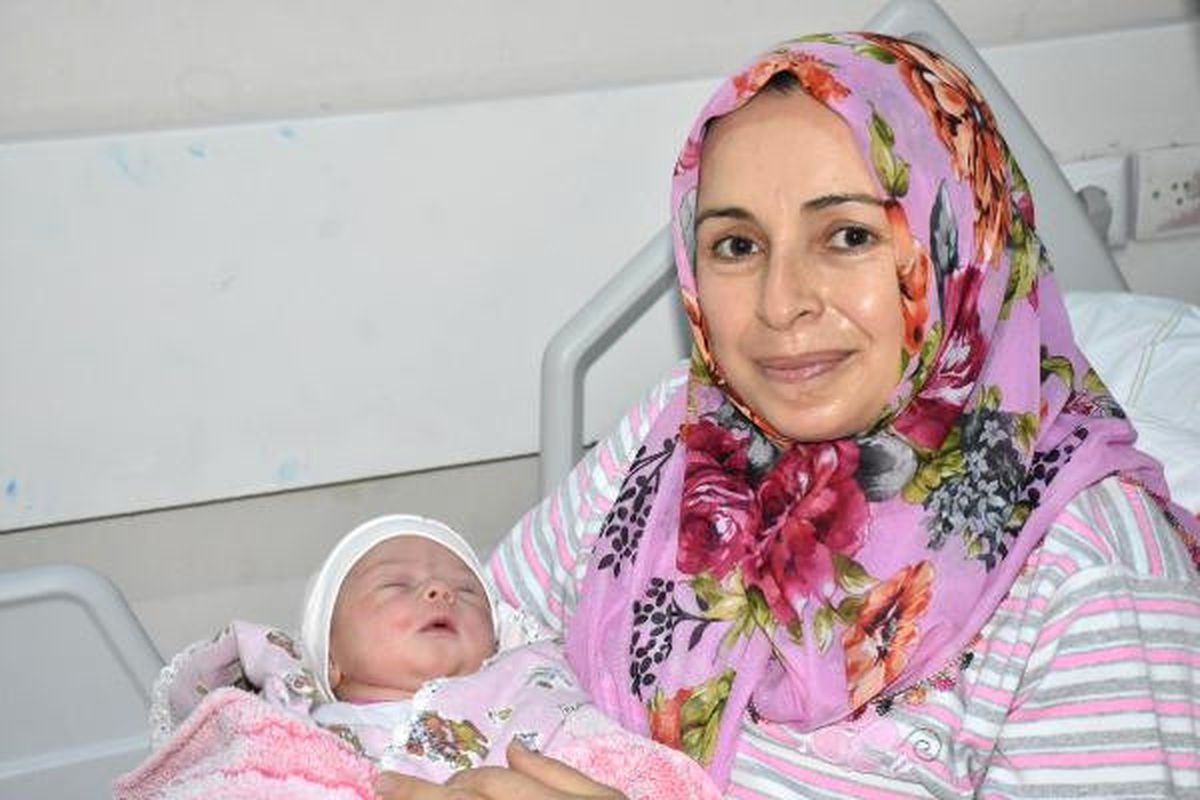 Malatya\'da Yeni Yılın İlk Bebeği \'Fatma Nisa\'