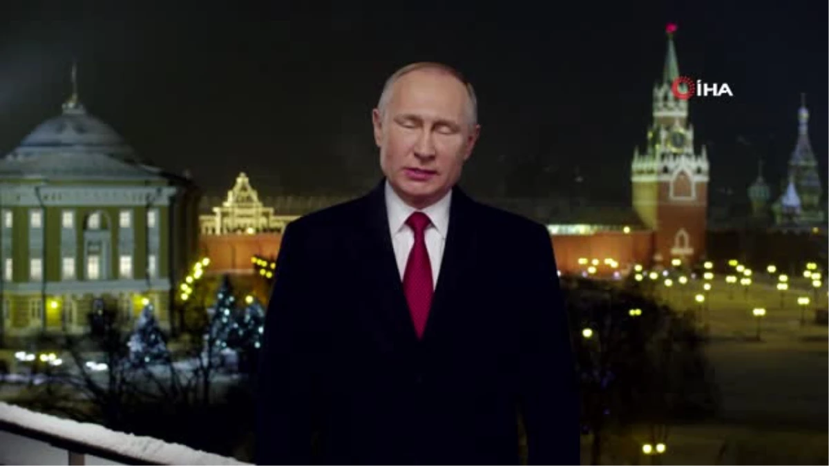 Putin\'den Yeni Yıl Mesajı: "Birlikte Çalışarak, Emek Vererek Daha İyi Bir Yaşam İnşa Edebiliriz"