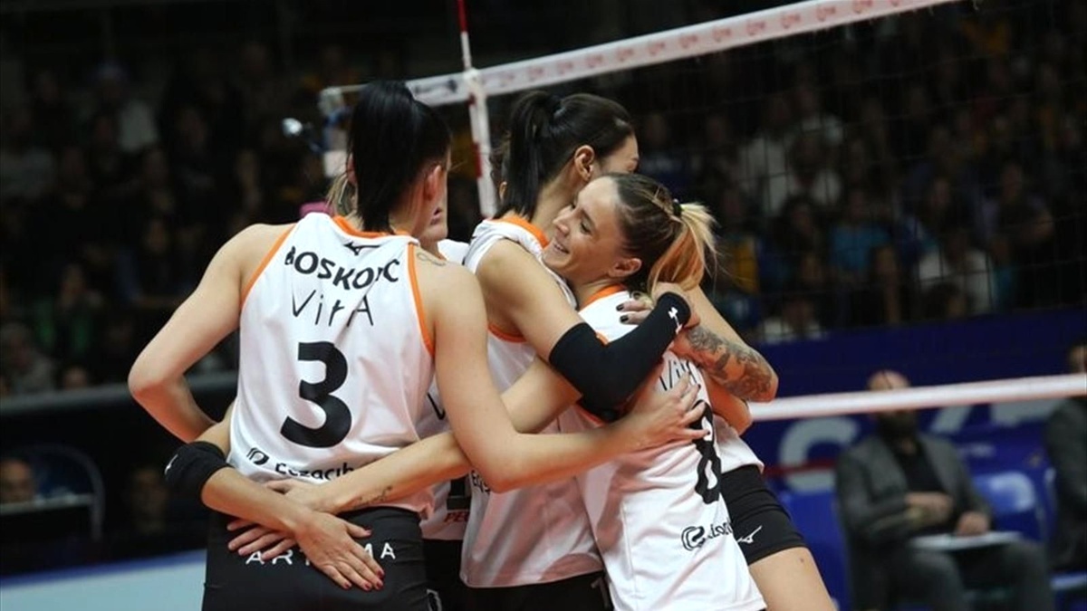 Spor Toto Kadınlar Şampiyonlar Kupası Eczacıbaşı VitrA\'nın