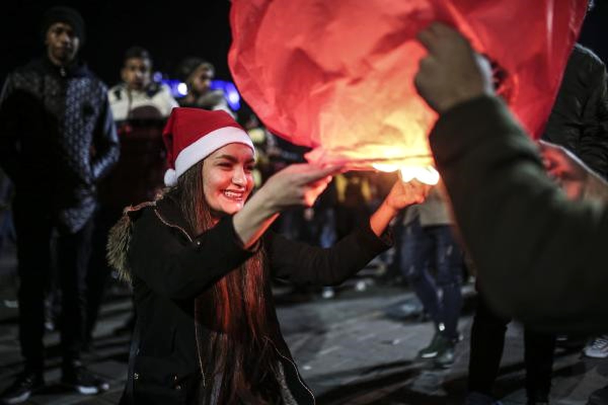 Taksim Meydanı\'nda Yeni Yıl Coşkusu