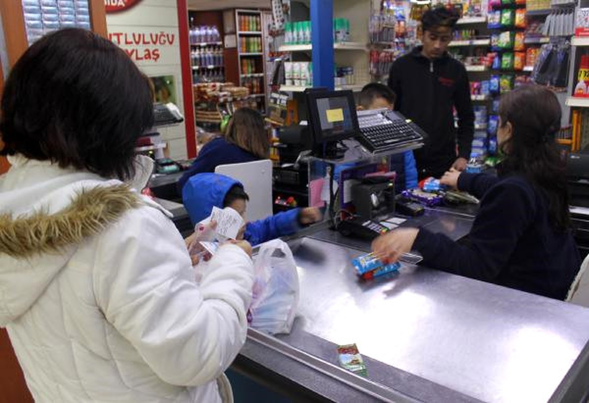 Ücretli Poşet Uygulamasına Vatandaş Hazırlıksız Yakalandı
