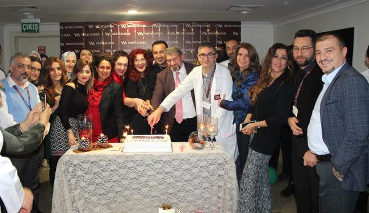Yeni Yıla Hastanede \'Merhaba\' Dediler